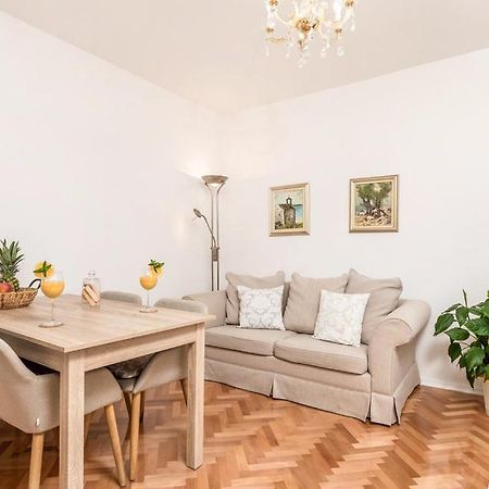 פובליאנה Sunset Apartment With Sea View מראה חיצוני תמונה