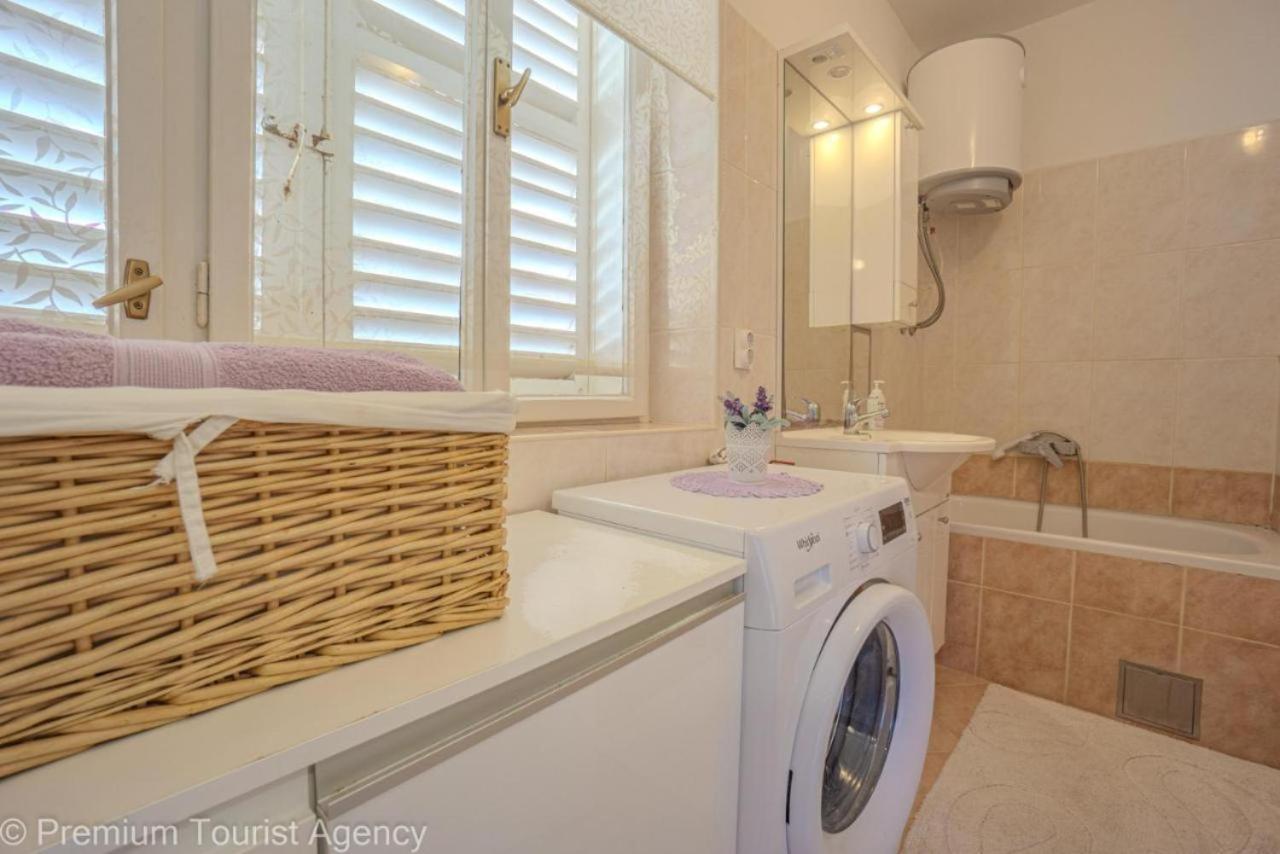 פובליאנה Sunset Apartment With Sea View מראה חיצוני תמונה